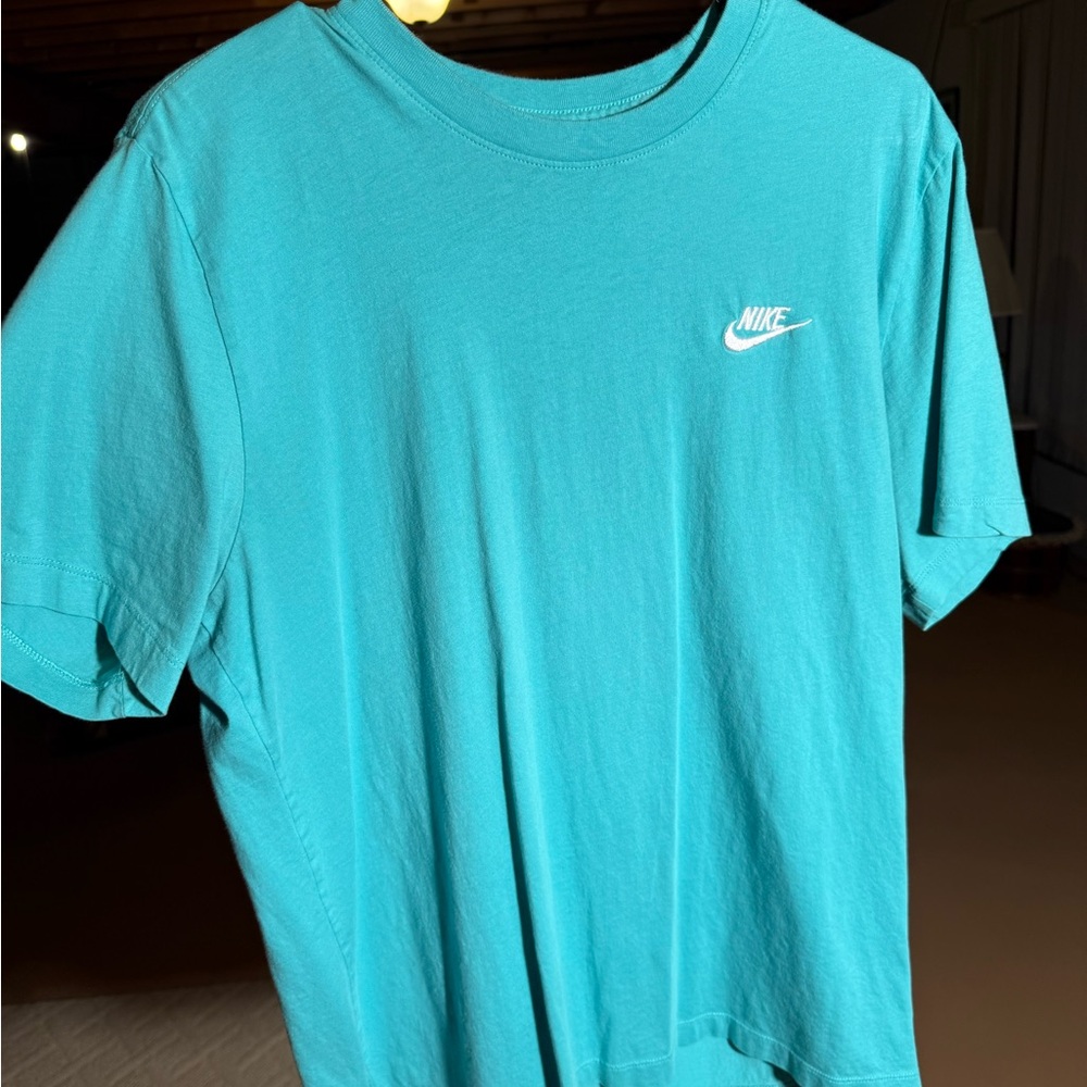 Nike Men's Aqua Short Sleeve Tee